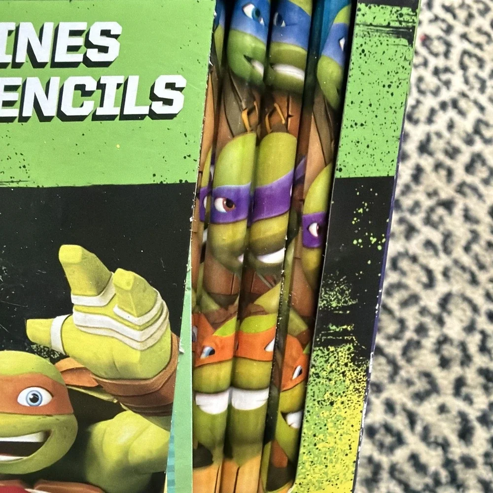 Teenage Mutant Turtles 16 Valentine Cards with 16 Pencils Nickelodeon New‎